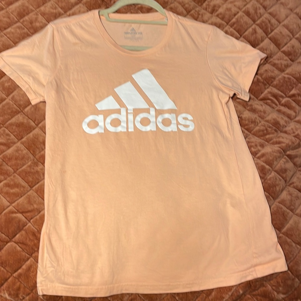 Small Adidas T-Shirt. Peach color.